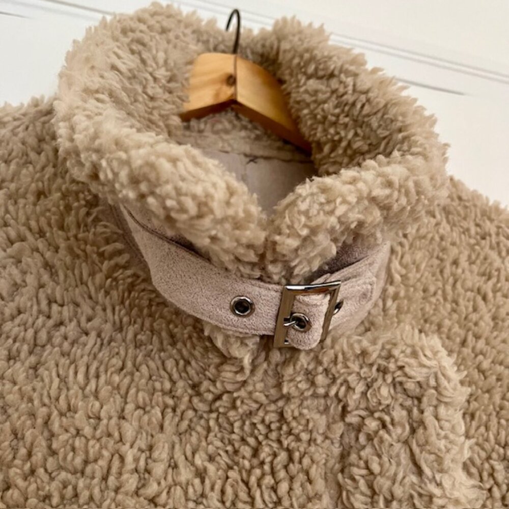Genuine Sherling Wool Vest with Buckle Collar | Size Medium - Picture 2 of 10